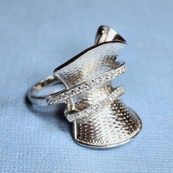 Unique Sterling silver swirl Ring sz 6 - Picture 3 of 12